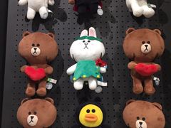 -LINE FRIENDS Garosu-gil Flagship Store