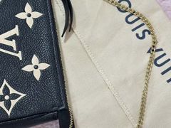 -小飞侠奢侈品回收 寄卖 养护(宝山宝龙广场店)