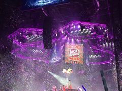 -梅赛德斯奔驰文化中心·停车场