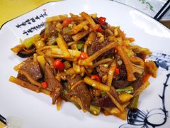 酸萝卜炒猪肝-回家湘菜馆(浮山后店)
