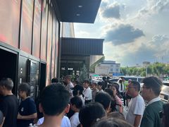 -胖东来生活广场(健康路店)