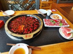 -一斗火锅·招财羊毛肚(北温泉九号店)