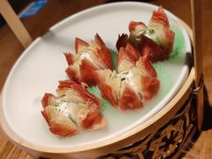 舌尖上的荷花酥-弄堂里·寻味杭州(湖滨银泰in77C区店)