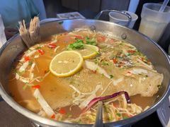 -大头虾越式风味餐厅(光明广场店)