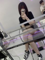 -SWANK SALON