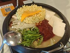 部队汤-富乐满韩国正宗炸鸡韩国料理(虹泉路店)