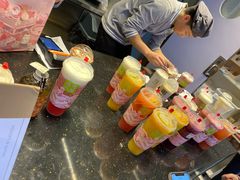 -奈雪的茶(亨特国际广场店)