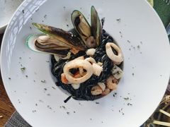 -喜洲吧·江畔老船厂·庭院餐厅(喜临院店)