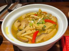 美味山珍菌-火宫殿·湘菜小吃·商务宴请·生日聚会(东塘店)