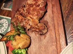 -凯撒城堡西餐厅(颐和国际店)