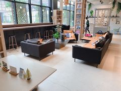 -光海书局(南京东路第一百货店)