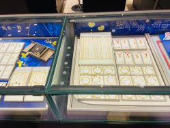 -周大福CHOW TAI FOOK(宝山苏宁易购店)