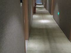 -秋果酒店(北京中日友好医院和平里地铁站店)