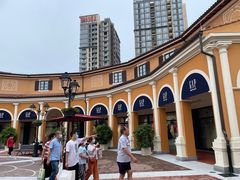 -佛罗伦萨小镇广佛名品奥特莱斯(疏港路店)