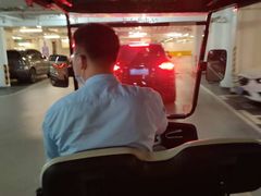 -兴业太古汇·停车场