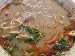 -烤鸭肉夹馍鸭汤店