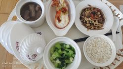-童谣里医疗级月子中心(独栋湖景店)
