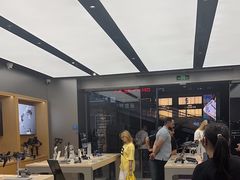 -DJI大疆(深圳华强北曼哈授权体验店)