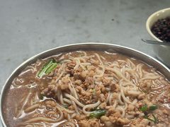 -正宗杨记普洱酸醋米线(总店)
