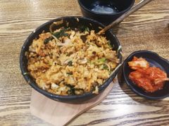 -吴草鸡爪오초닭발韩食堂(融恒盈嘉中心店)