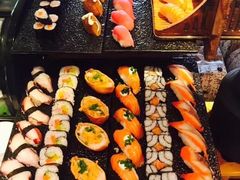 -昆明华邑酒店-鲜艳全日餐厅