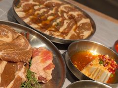 -草家酱蟹炭火烤肉店(珲春南路一店)