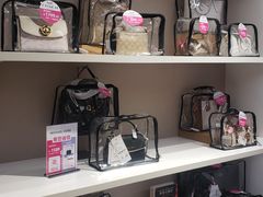 -唯品会(北京国瑞城店)