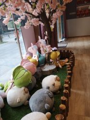 -诗丽华黛美容院