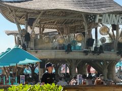 -FINNS Beach Club