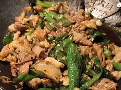 -费大厨辣椒炒肉(高铁吾悦广场店)
