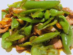 好吃的辣椒炒肉-沅江水·湖南家宴(南村万博长隆商圈店)