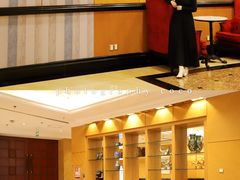 -深圳富苑皇冠假日套房酒店