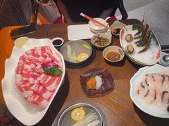 -泓炙颐凤鲜海鲜火锅料理(桐乡店)