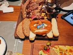 -Ambra Haus琥珀屋精酿餐厅(宝山店)