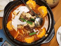 襄阳砂锅牛三鲜-莲餐厅·湖北菜·藕汤是头牌(愚园路店)