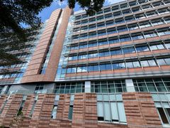 -香港大学