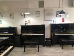 -梅纳·钢琴声乐架子鼓Mena Music(双井店)