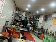 -花溪牛肉粉(八鸽岩店)