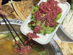 -乡土黄·鲜牛肉火锅·小龙虾(兴业街店)