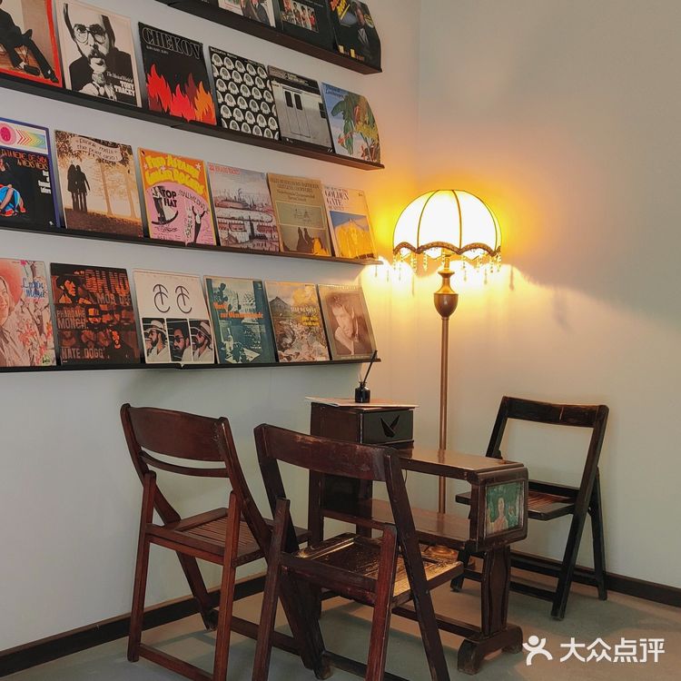 叁岔口咖啡•弹子石藏在居民楼里的宝藏