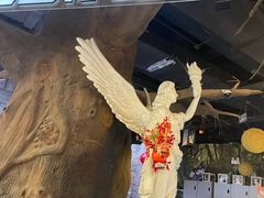 -暴风岛沉浸式体验馆(百联世纪店)
