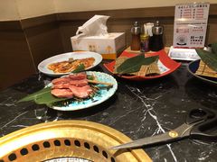 -山川小町·极番烧肉(新地假日广场店)
