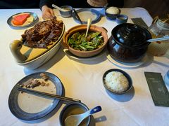 -八府香鸭·啫啫煲(华山路店)