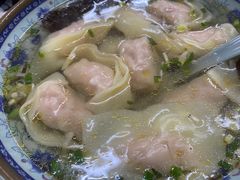 鲜肉馄饨-无名氏宵夜小摊(祝家三姐妹馄饨店)
