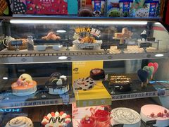 -DQ·蛋糕·冰淇淋(大宁国际商业广场店)