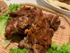 铁勺熏大骨-大铁勺新津菜(东丽阳光新业广场店)