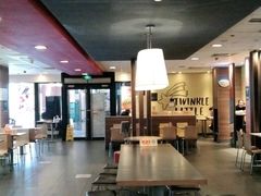 大堂-麦当劳(国贸店)