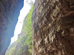 -龙潭大峡谷