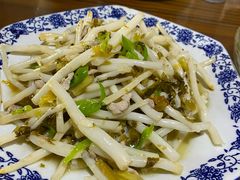 芦苇根炒肉丝-呼吸森林·生态农庄农家乐私房菜