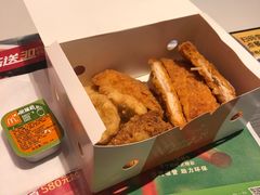 -麦当劳(杭州西湖银泰百货店)